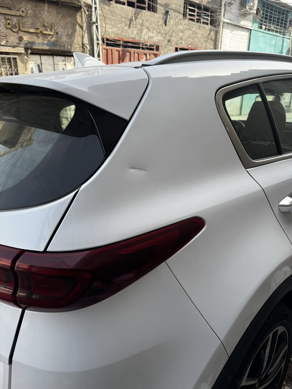 سلام عليكم سبورتج 2020 خليجي رقم اربيل ماشي 80 الف سياره بيهه بارد قليل بلباب الخلفي عكس السايق حق شبر السياره نص فول مري شفط بصمة تبريد قطعتين حساس خلفي امامي فول تحكم استيرن تخم تاير العنوان بغداد السعر 190 ‭0780 229 2222‬
