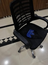 كرسي دراسة • للبيع • بي مجال