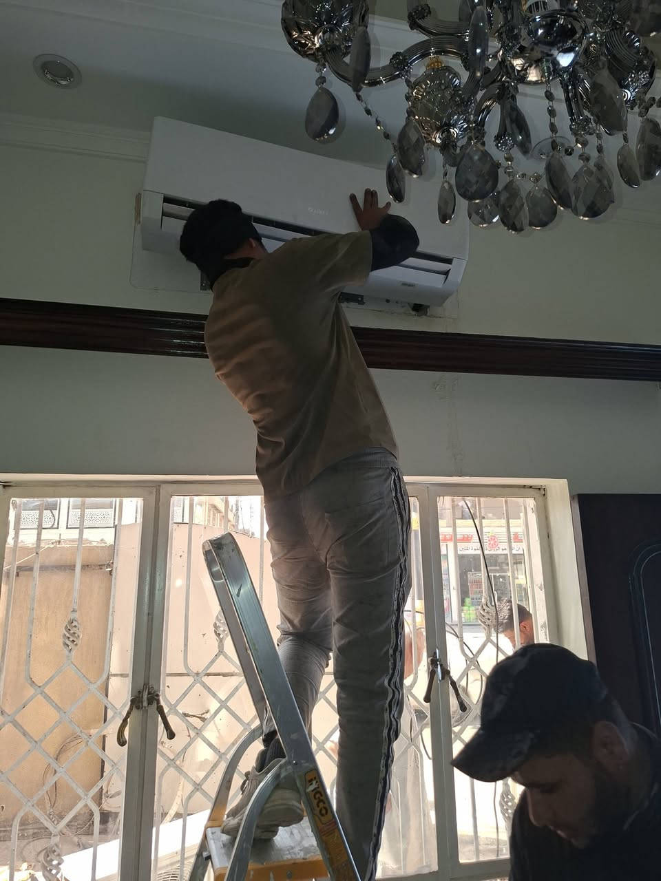 بسم الله الرحمن الرحيم تعلن ورشه ابو زهراء المتنقلة في البصره صيانه موقعيةشحن غاز سبالت ثلاجه مكيف نتصل ولا تحتار صيانه داخل الدار بنسب السعار وتساب ***********
