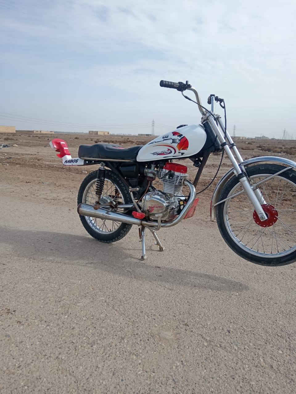 سلام عليكم شباب دراجه لبيع بدون شراي يخابر ***********
