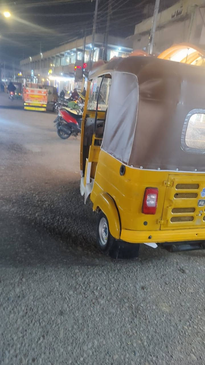 السلام عليكم شباب تكتك للبيع موديل 19 شهر11 يوم27
تخم تاير كهربائيات كله شغاله العنوان ميسان العماره ***********
