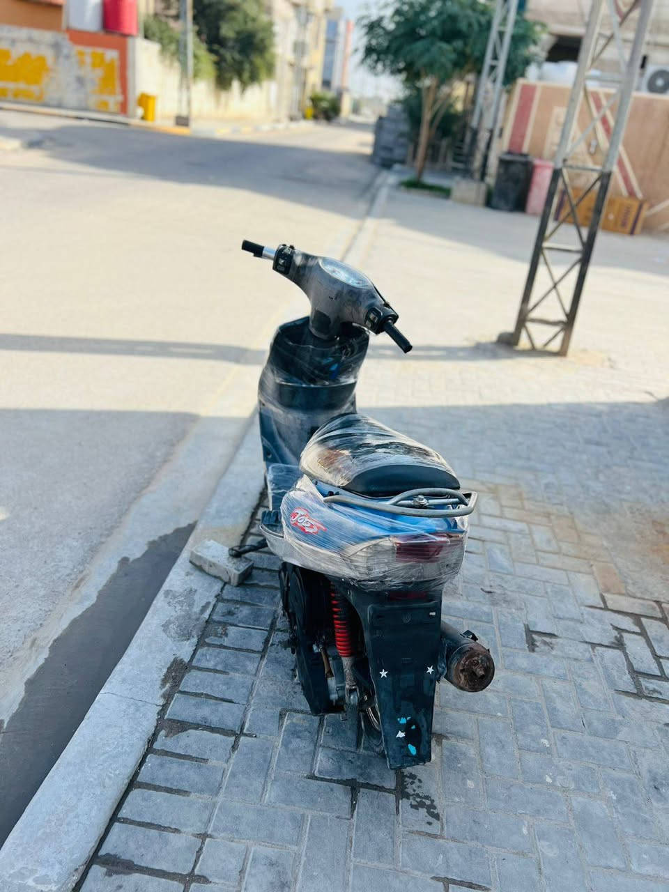 قجمه البيع دراجه نضيفه وحلوه عوزه شوي ترتيبات السعر 450وبيهه مجال
عنوان ياسين خريبط رقمي ***********
