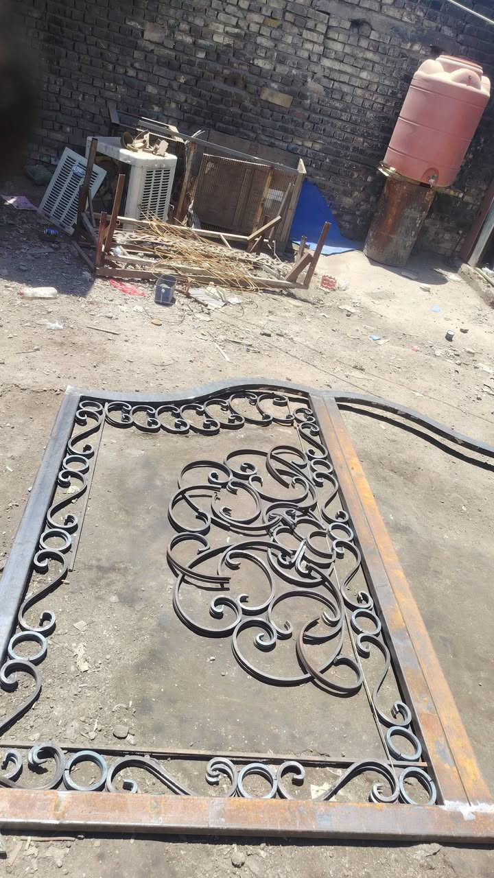 السلام عليكم معمل أبو أحمد لعمل كافة انواع النقوش ***********
