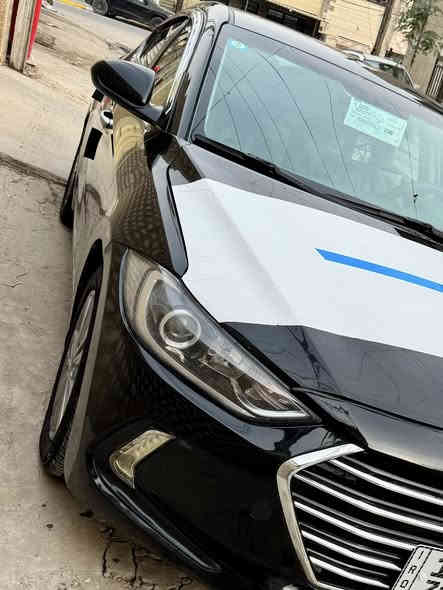 السلام عليكم  
النترا 2017  se وارد امريكي 
رقم بغداد الجديد و هزه جديده بسمي
ماشية 82ml  بيها صبغ ٣ قطع مال حادث امريكا فقط و الباقي مكفول حتى من البارد 
محرك 2000 دوش 
السياره جديده وترايها يخبل ومابيها نقص برغي 
السعر ١١٨  
مكاني بغداد الدورة او شارع فلسطين ***********/***********
