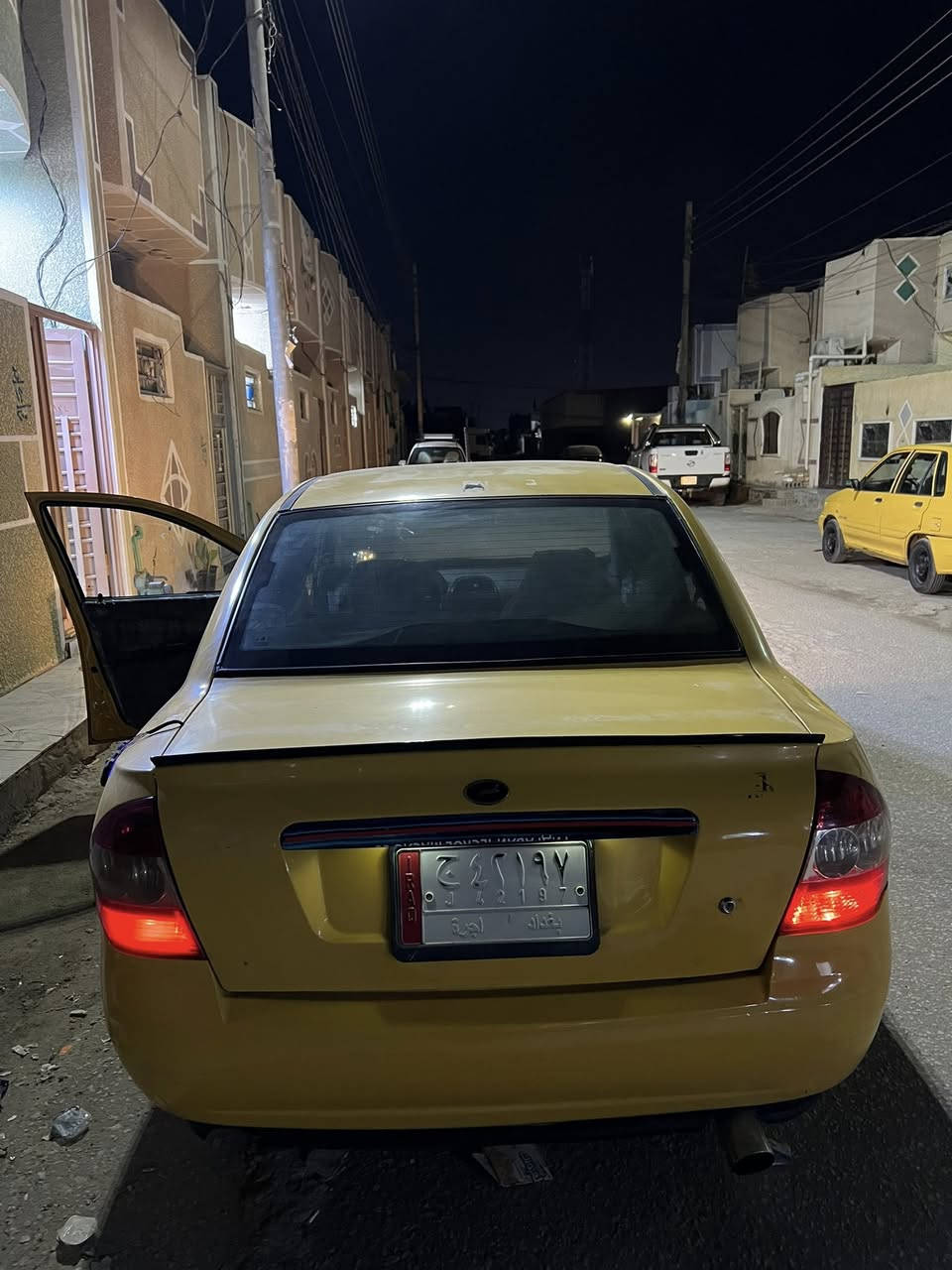 سلام عليكم ورحمه الله وبركاته طيبه للبيع موديل 2015 رقم بغداد مصفره هيئة وغرامات  سياره خير من الله مكينه كير شواصي مكفولات كهربائيات كلها شغاله تخم تاير جديد تبريد ثلج تدفهة شغاله سياره حلوه وكامله مناقصه شي السعر 35 مكانهه كربلاء الحولي 
***********
