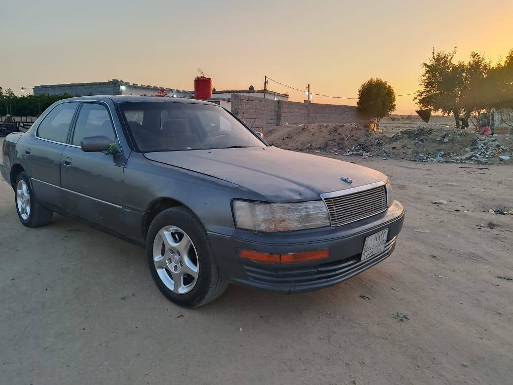 سلام عليكم. لكزز موديل. 1991 رقم بغداد بسمي شرط التحويل

سيارة كفالة عامة من الضربة والصبغ سيارة فول مواصفات

فتحة جاهزة لاخير. مكينه. 3000  كهربايات حدادة تخم تاير

كلة جديد. سعرها  [35] بيها مجال العنوان البصرة خور الزبير

الاستفسار.  ***********
