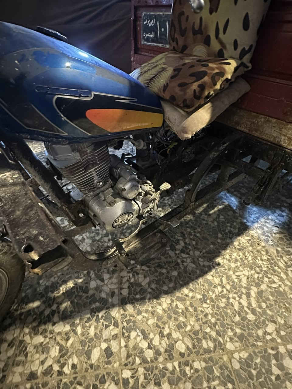 ستوته امتي ار سنويه رقم اسود راعيه ماندله ستوته دك هندر وطلع مال كراب 450 عنوان بصره *********** وتانكي مالهه هم موجود
