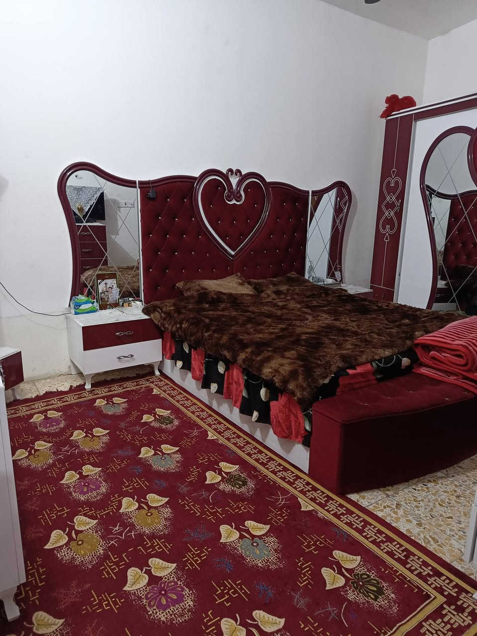 يالله بيت ركن للبيع المساحة ١٠٠ متر طابو زراعي سند ٢٥ بناء حديث طابوك صب مسلح كل الخدمات موجودة العنوان طويريج حي المستقبل مقابل حي الجمعية السعر 57 مليون مع المجال تفاصيل أكثر الاتصال على الرقم
***********
