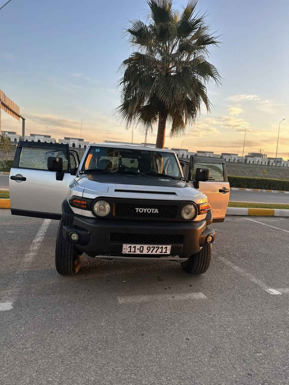 السلام عليكم اخوان .   ٢٠٠٨ خليجي فطيم كلين مكفولة من كلشي والصور واضحة وتحكم وكلشي مبين بيه منظومة غاز ٨٠ لتر والمواصفات بدون ذكر اخوان معروفة 
بيع فقط بدون مراوس وكلشي ونظافته والاسعار معروفه كموديله ونظافته سياره بلادية داخل خارج 
السعر ١٦.٥٠٠ دولار 
السعر  ١٦٥ ورقة وبيه مجال اكيد 
واخواني الميعجبة السعر ويكول غالي اكو ١٤٠ واكو ١٣٠ مهجومات ومصبوغات عام وچافيات وكلشي موجودة وذب بكد سعره حتى تصحة 
وربي يحفظ الجميع 
للاستفسار *********** 
وتحياتي للجميع
