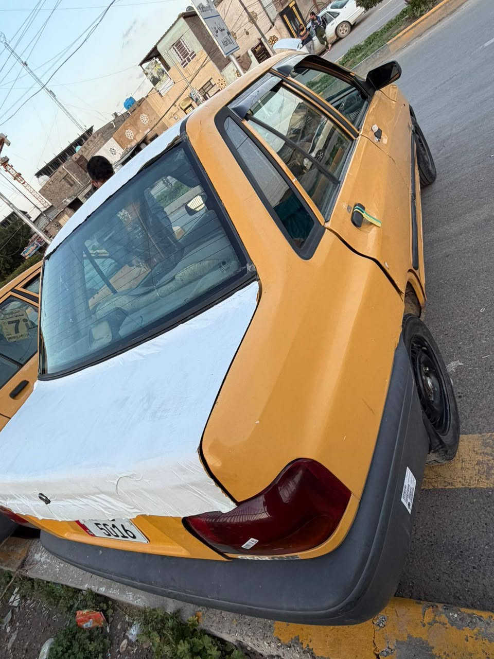 سلام عليكم سايبه 2010 سياره جاهزه كير ومكينه وحدادية رقم بغداد الانكليزي بسمي ب20  وبيها مجال ***********
