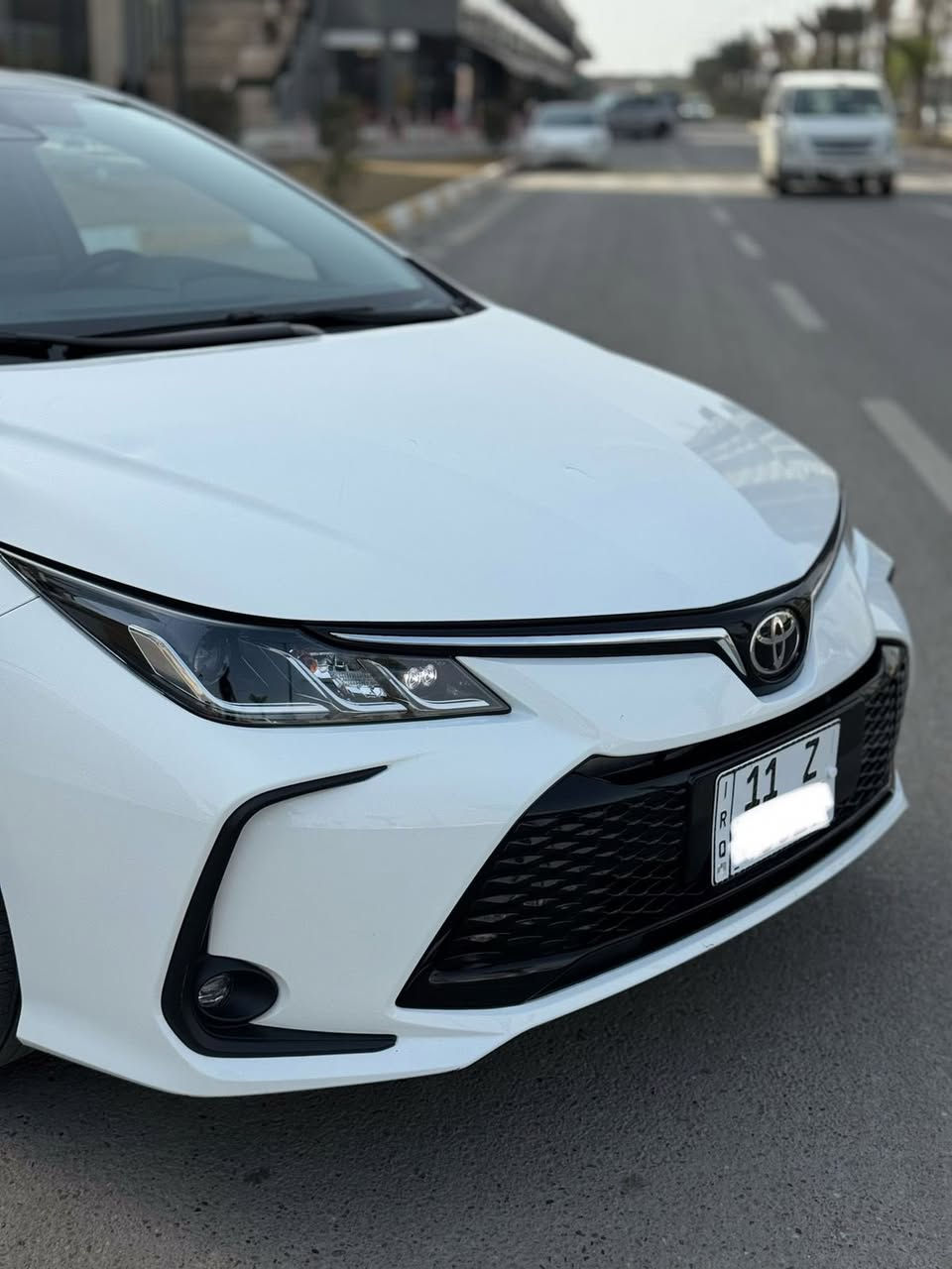 السلام عليكم من رخصه الادمن 
للبيع فقط 
للبيع تويوتا كورلا تجميع صيني هايبرد 2025
شكل الخليجي 

ماشيه 14000 كيلو 
بنضافة الزيرو 

فول مواصفات 
بصمه 
فتحه 
كراسي جلد 
تحديد مسار 
شاشه جبيره 
كامره 
معروفه موصفات الفول 
بيهه ملاحضه بسيطه جدا بيهه رصعه بالبنيد ومسحوبه كارت ع كده بس 
 
السعر 153 وبيها مجال بسيط
مكان السياره بغداد 
اي استفسار ***********
