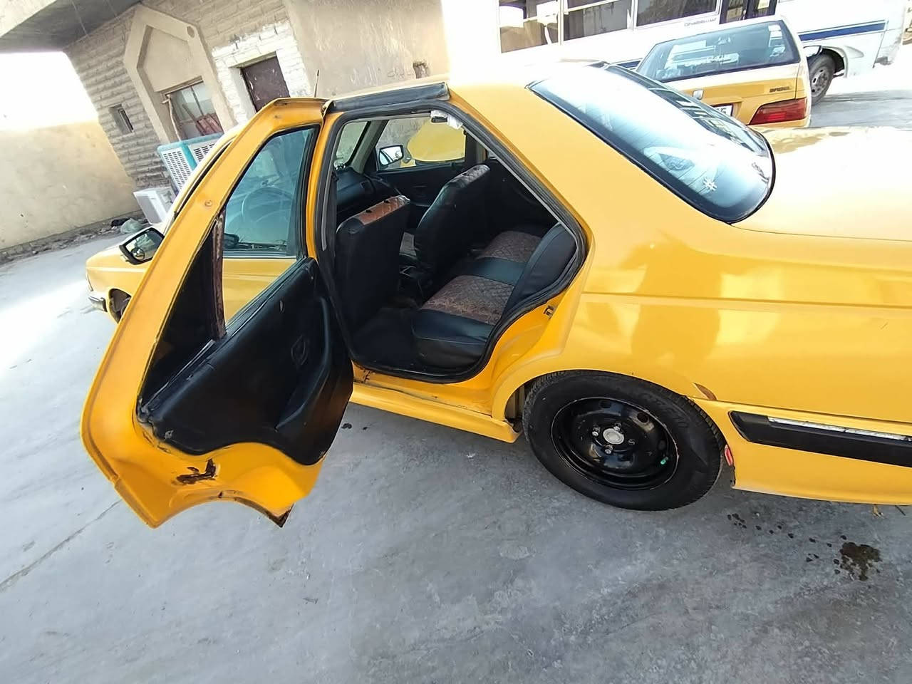 السلام عليكم
بيجو بارس 2011 رقم انكليزي هزه جديده
مكفوله كفاله عامه كير محرك حداديه
السعر ٢٧
المكان ديوانيه ***********
