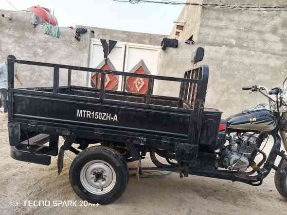 السلام عليكم ستوتة للبيع موديل 2020نضيفة مثل ما تشوفون اوراقهة ضايعة مكفولة من السرقة السعر مليون وبيعة مجال بصسط ***********
