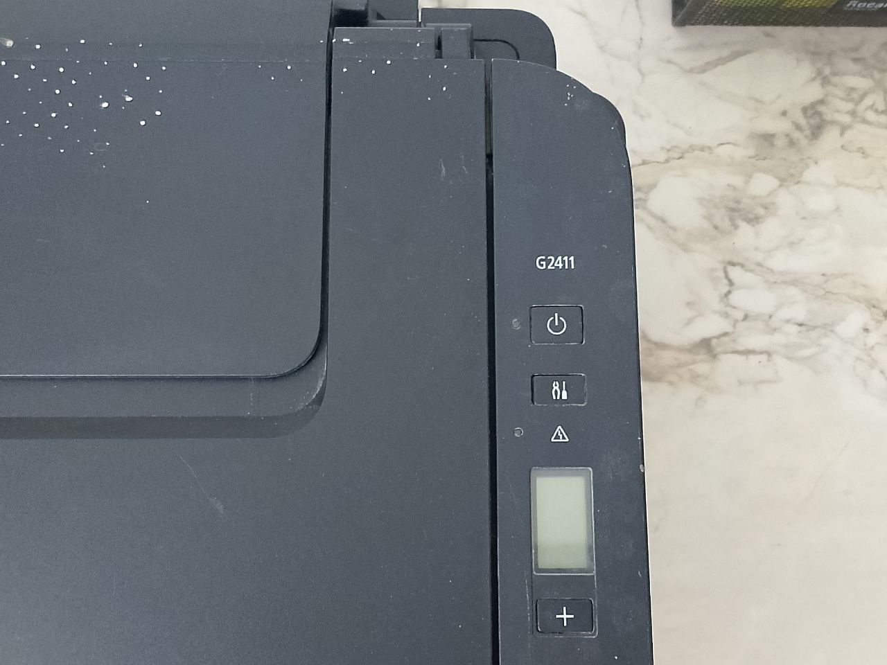 للبيع طابعة كانون G2411 

الطابعة شغالة وطباعتها تمام، بيها ميزة الواي فاي (تطبع من خلال الهاتف) 

مشكلتها بس لون اسود ما تطبع، وأتصور المشكلة بسيطة بس ما أعرفلها.

السعر 90 الف.

المكان ناصرية 

للتواصل واتساب: ***********
