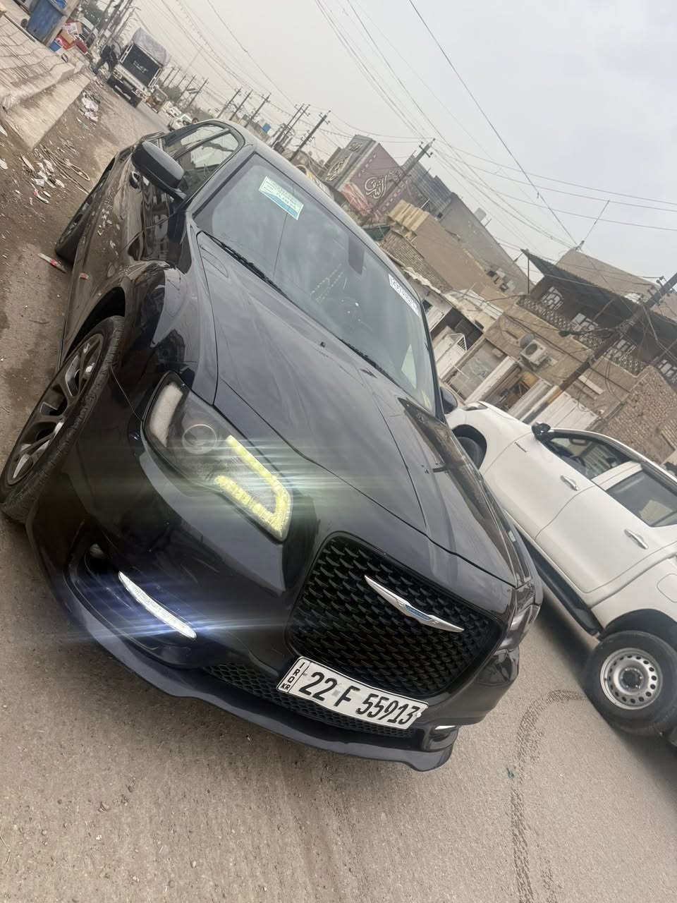 السلام عليكم اوباما 2018 S  بجم عريض بدون بنوراما رقم اربيل حادثها بلمنشور بيها صبغ جاملغ خلفي مال حادث وشويه بلبنيد بي جراد وتبديل بابين من امريكا بدون صبغ  وشويه بارد بلهلال الخلفي سياره بدون ايرباك كشنين كهرباء شفتات بلستيرن ويل عنكبوت ٢٠ 
سياره نضيفه كلش مال جناي عارضها ١٩٥ وبيها جال مكانها بغداد الغدير مقابل شقق زيونه ***********
