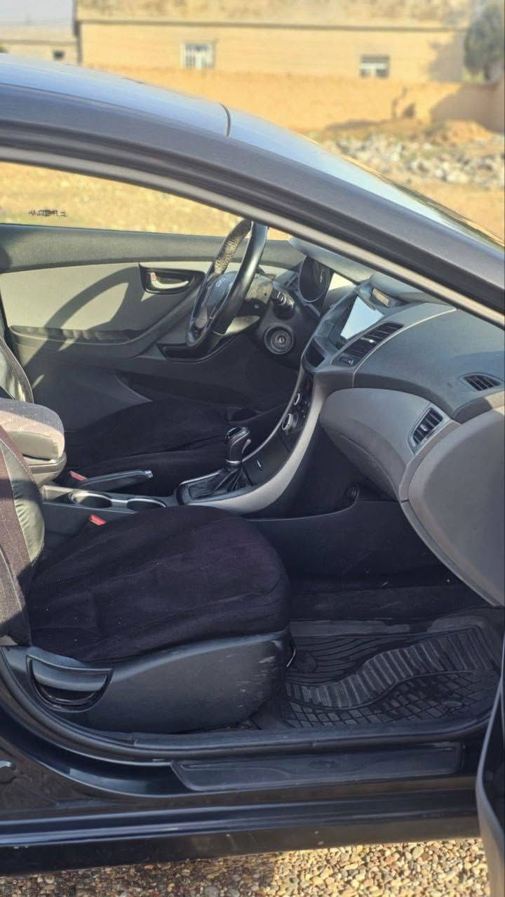 السلام عليكم
للبيع لنترا موديل ٢٠١٦
محرك ١٨ 
رقم و سنوية جديد 
الضرر صبغ اقل الحزام ابيع حزام  بدون دواخل
شرط التحويل السعر ٩٥ بيها مجال قليل 
رقم الهاتف  ***********
