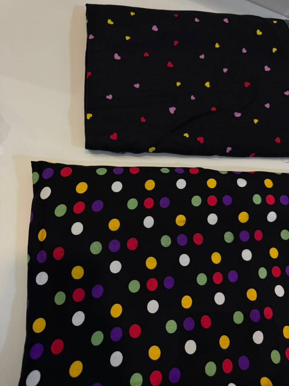 السلام عليكم اعزائي الكرام👋🙋🏼😍🪄 
يوجد أقمشة نسائية👗🥻 جملة ومفرد +يوجد خدمة توصيل لجميع محافظات العراق خلال٢٤ ساعة فقط🚖🚕 
في حال يوجد اختلاف بنوعيه القماش أو إيصال البضاعة بشكل مختلف لكم حق الرفض✅👍🏻 
يوجد واتس ***********📞📱 #وآتس
#خياطة
