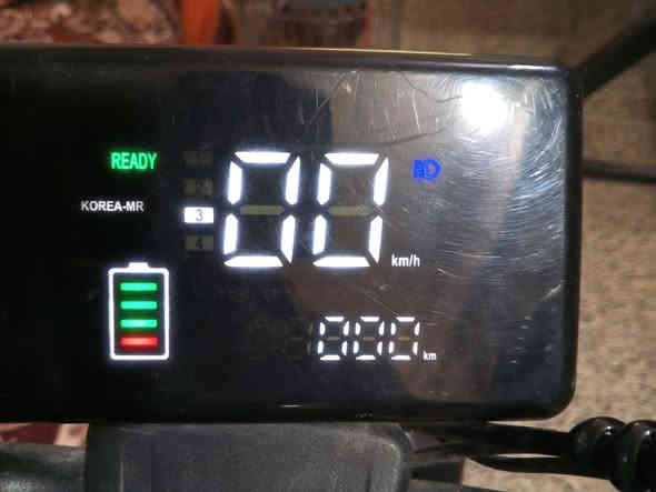 دراجة شحن للبيع مواصفات فول اشاير دبل إشارة امبيثري 4نمر مثبت سرعة بصمة2 وسويج2 كرت شاشة عدد2كله شغال مكاني صلاح الدين تكريت قرب مجلس المحاظةالسعر400الف وبي مجال الرقم***********
