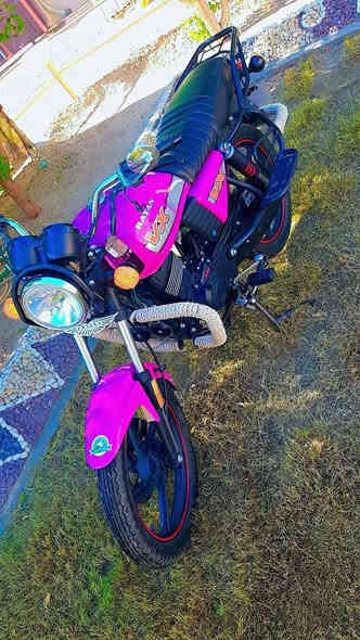 السلام عليكم شباب دراجه دايوان للبيع موديل 2023 اصولية وصل معرض بأسمي دراجة ع وضع الشركه مكفوله كفاله عامه لا تسالني شبيها السعر مليون و700 خاص ممتواجد العنوان كربلاء طويريج هذا رقمي  ***********
