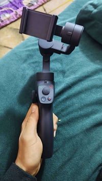 استاند مانع اهتزاز اصلي مال تليفون سعر 45 الف والتوصيل مجاني الرقم 077...