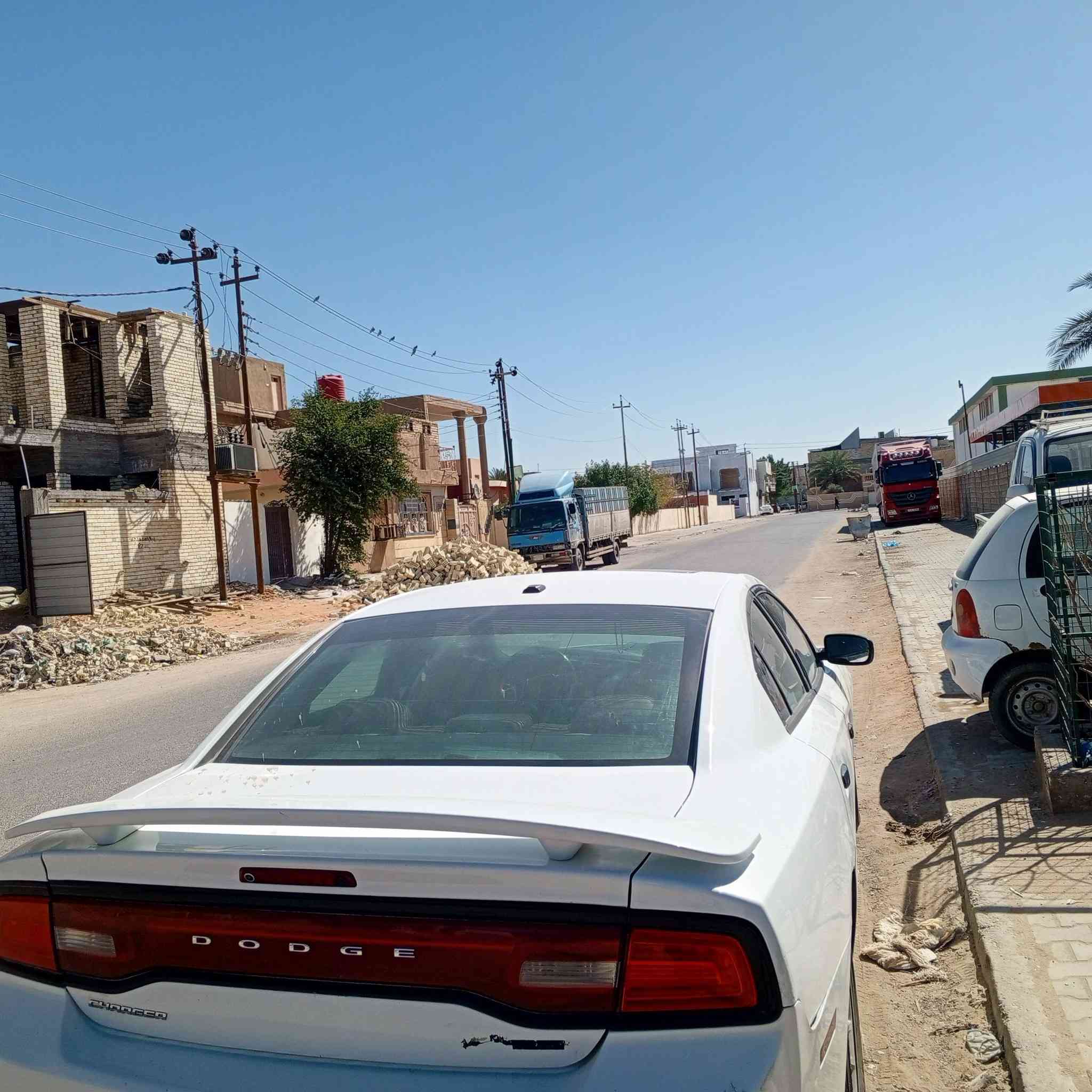 جارجر 2014 بغداد دولي بسمي فول موصفات محرك 3600 حداديه نص عمر السياره مرمزه السعر 140 وبيه مجال *********** مكاني نجف السياره غير مكفوله بيه صبغ جاملغ خلفي ربع
