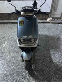 عندي هذا الماطور شحن للبيع ٦بطاريات ماطور نضيف لاستفسار الاتصال على ال...