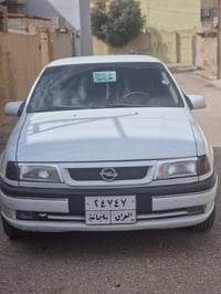 فيكترا • ١٩٩٥ • حجم ٢٫٠