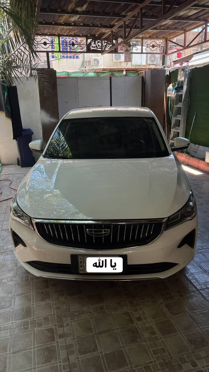 السلام عليكم
جيلي امكراند موديل ٢٠٢٤ للبيع 

السيارة كفالة عامة كير مكينة حدادة 

تبريد ثلج وتحكم بدرجة الحرارة 

بصمة تشغيل عن بعد دخول ذكي 

شاشة كبيرة 

تدعم ابل كار بلي واندرويد اوتو 

كشنات رياضي 

السيارة بيها ثلاث انظمة للقيادة رياضي واعادي واقتصادي 

تمشي بالبنزين  العادي دون دوانز 

صرفية تخبل 

السيارة عزلها راقي وكلش رزنة بالطرق الخارجية وصرفيتها للوقود ممتازة جدا 

وبيها بعد خير من الله مواصفات 
السعر ١١٨ وبيها مجال حك الجية 
للتواصل ***********

العنوان بصرة السيارة

رقم اربيل
