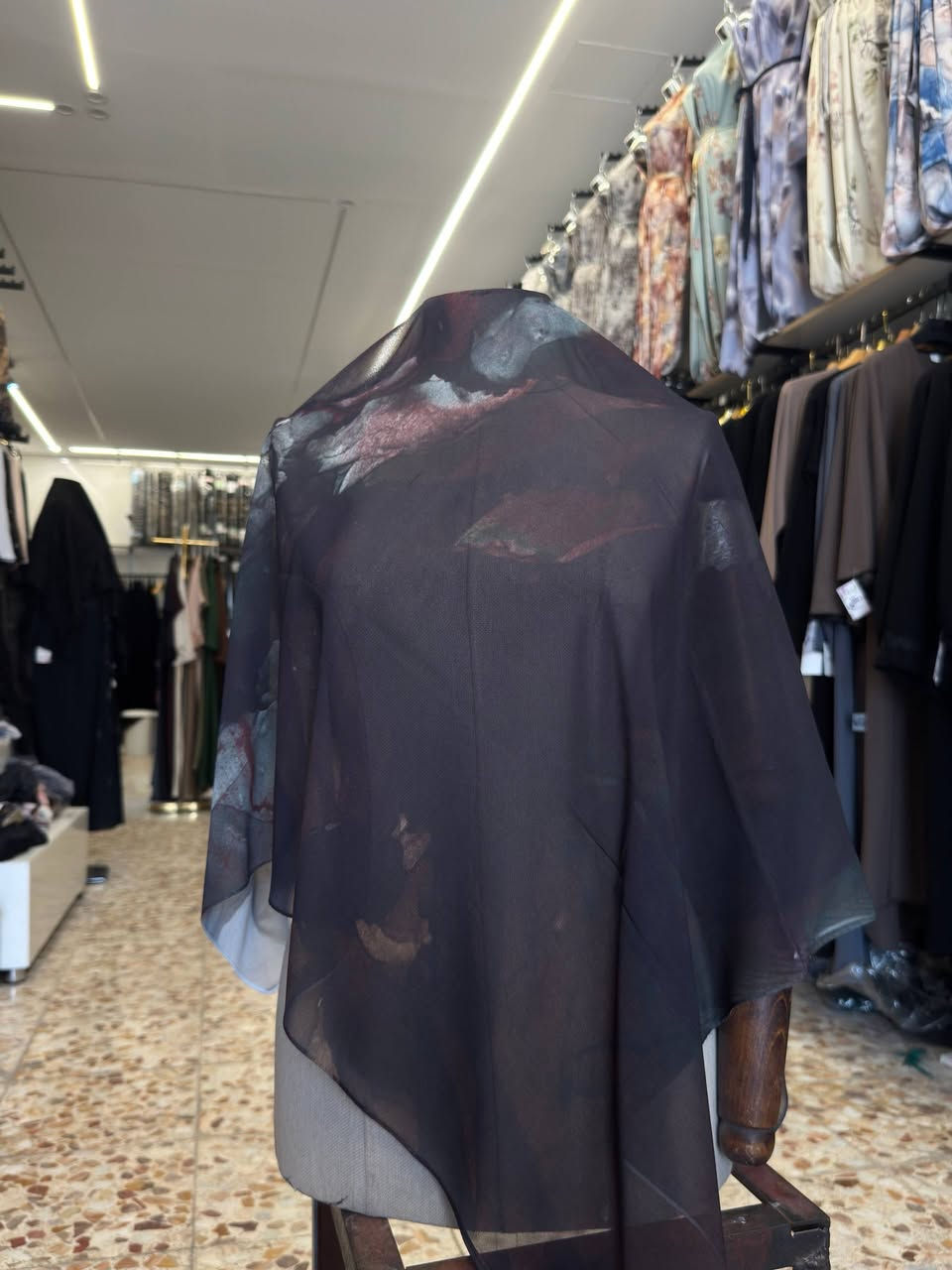 مع عبايه على الشيباني /قسم الربطات يتوفر جميع انواع الربطات 🥰🥰🥰ربط جرجيت قياس٩٠☝️☝️☝️يوجد توصيل جميع المحافظات للحجز مراسله الصفحه او وتساب***********

