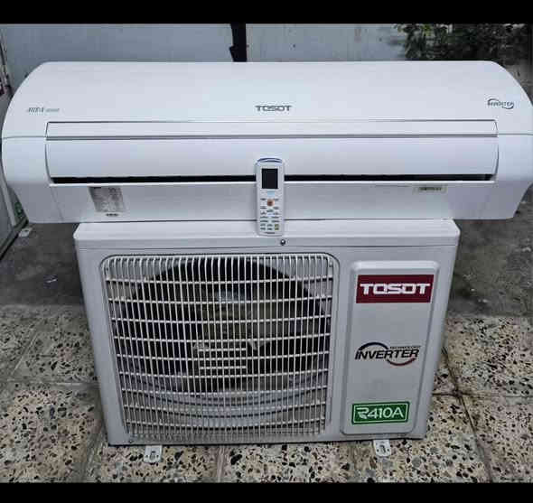 سبلت توسوت حجم(واحد طن) انفيرتر اقتصادي يشتغل علسحب 
جهاز نظيف جدآ بلادي على وضع الشركه بدون اي تصليح مشتغل موسم واحد فقط 
 شغال تدفئة تبريد ملحقاته كامله 
بوراي ريمونت قاعده وايرات غازه مقفول 
سعره 400 مع التنصيب والنقل داخل بغداد فقط 
مكاني بغداد قريب الشعب بوب الشام     للاتصال *********** او وتساب
موجود خدمة توصيل داخل بغداد فقط
