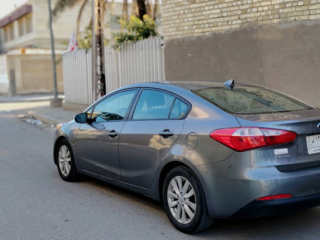 سلام عليكم
كيا فورتي 2016 وارد أمريكي حادث خشم جاملغ أمامي فقط بدون دواخل الغود شواصي مكفولات سياره كفاله عامة من صبغ ضربه تبديل سونار منشور محرك1800دوش مرغوب لا تنقيص ولا تبخير ماشية 193 حقيقي تخم تاير جديد تبريد شغال حداديه فولل 
رقم بغداد ألماني مشروع وطني سنويه لل2027 ما عليه غرامات
مواصفات نص فول
فول تحكمات استرين 
كامره رجوع R
شاير بلمري 
نظام ايكو + مانع زقاق 
تقليل وقود 
محرك 1800دوش
باقي بيه مواصلة هواي العنوان بغداد الرصافة السعر 113 بية مجال الشراي رقم هاتف ***********