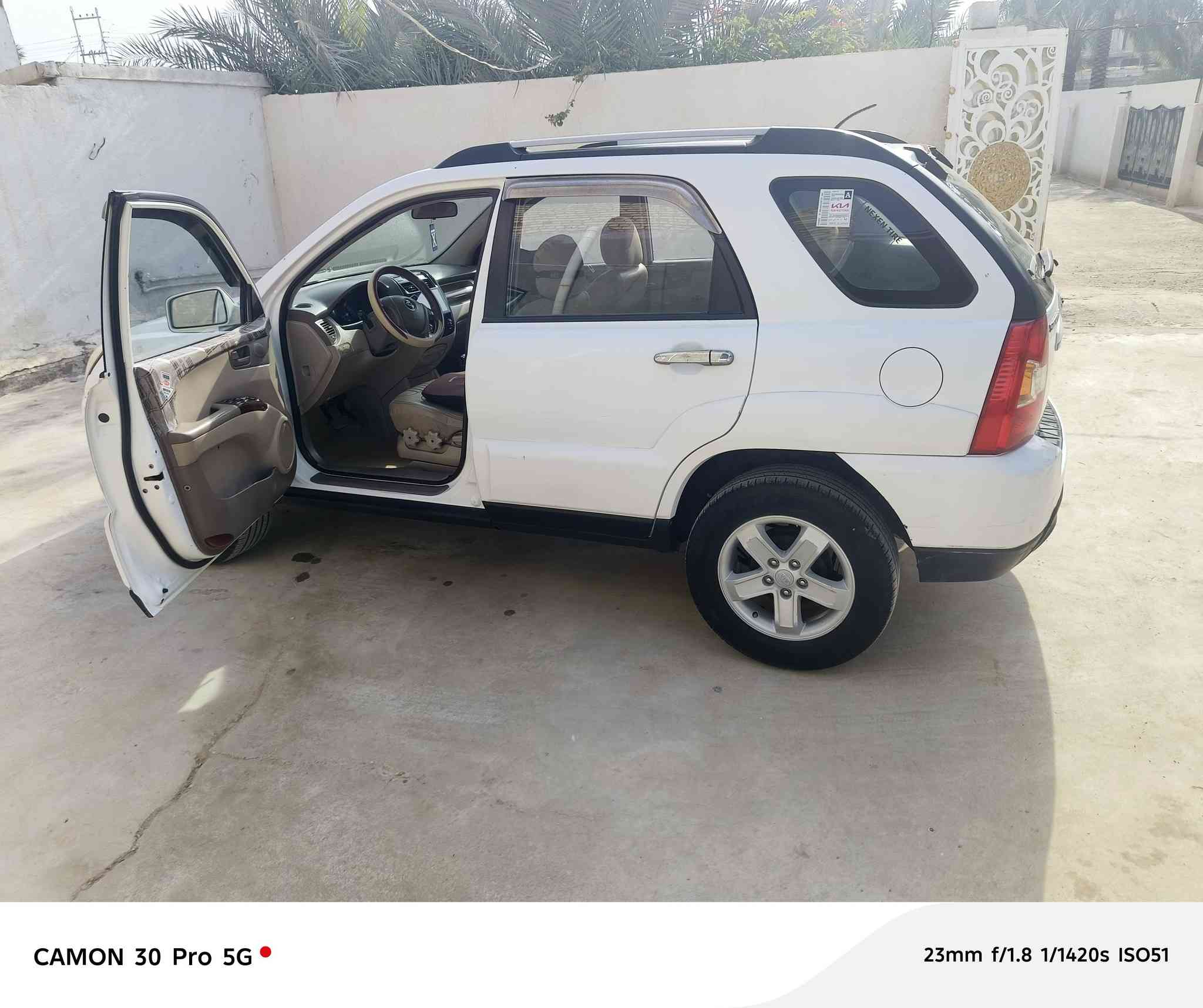 كيا سبورتج مديل عشره
للبيع السعر ١٣٣ باسمي مكينه بعدها بشرط وكيل هسه شادها مكان سياره ميسان العماره جوه ١٣٠ لا تخابر وشرط تحويل ما يعجبك منشور اعبره سياره كامله من جميع رقم تليفون 
***********
