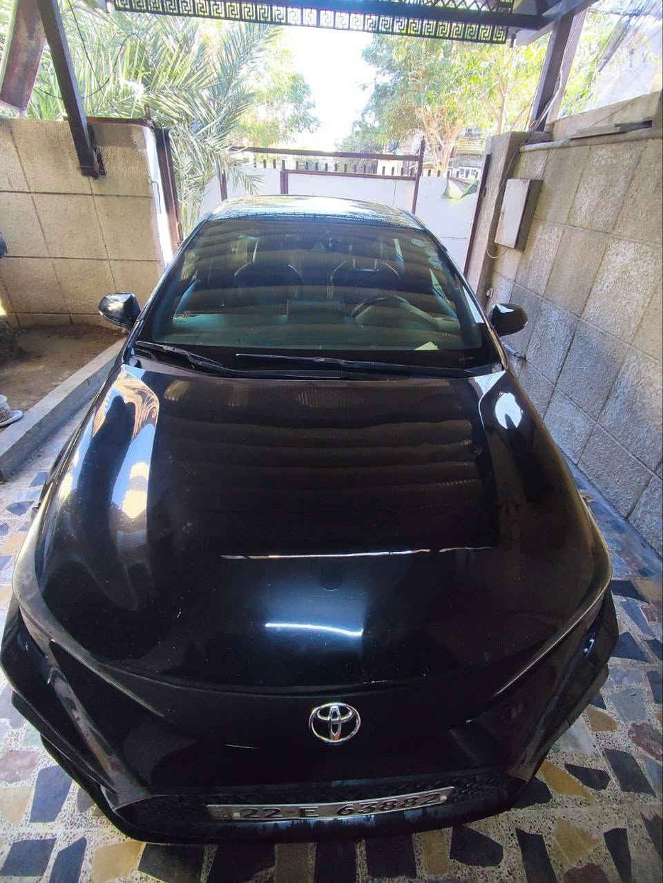 السلام عليكم
كورلا xse 2020

اللون اسود بشذرة بنفسجية

اعلى فئة فول مواصفات 

محرك 2000

سلايد روف

تدفئة كشنات 

نقاط عمياء 

كشن كهرباء

ويل كب رياضي 

 وباقي المواصفات المعروفة 

السيارة ماشية 118الف km

حادث من امريكا صندوك 

وبالعراق مبدل بابين عكس السايق ومصبوغات ويه رصعات تكمه وجاملغ خلفي 

كير مكينة نظيفات غير مفتوحة 
السعر 128 ورقة 
***********
