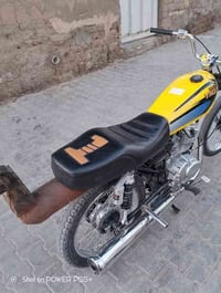 كشن للبيع قيم وخذ 07768459302