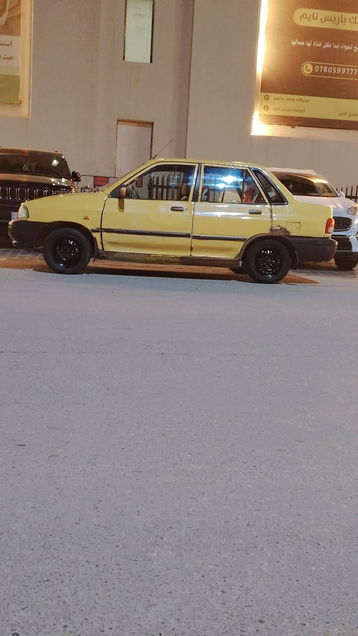 سلام عليكم سايبه للبيع مديل 2012 سياره حلوه مكينه وكير كفاله صارلي شهر من شادهن تخم تاير بيه رقم 📱 الماني تحويل مباشر مصفره غرامات وهيه عليه 150 عل مشتري سنويه نهايت 2029  شواصي وبرانكيت كفاله سعر سياره 18 قفل لا تخابرني وتكلي بيه مجال سياره جهازه        وهاذا رقمي ***********
