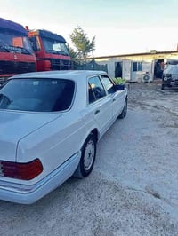 البيع او مراوس حسب القناعه السياره رقم بغداد كير او محرك بطه مديل 86 م...