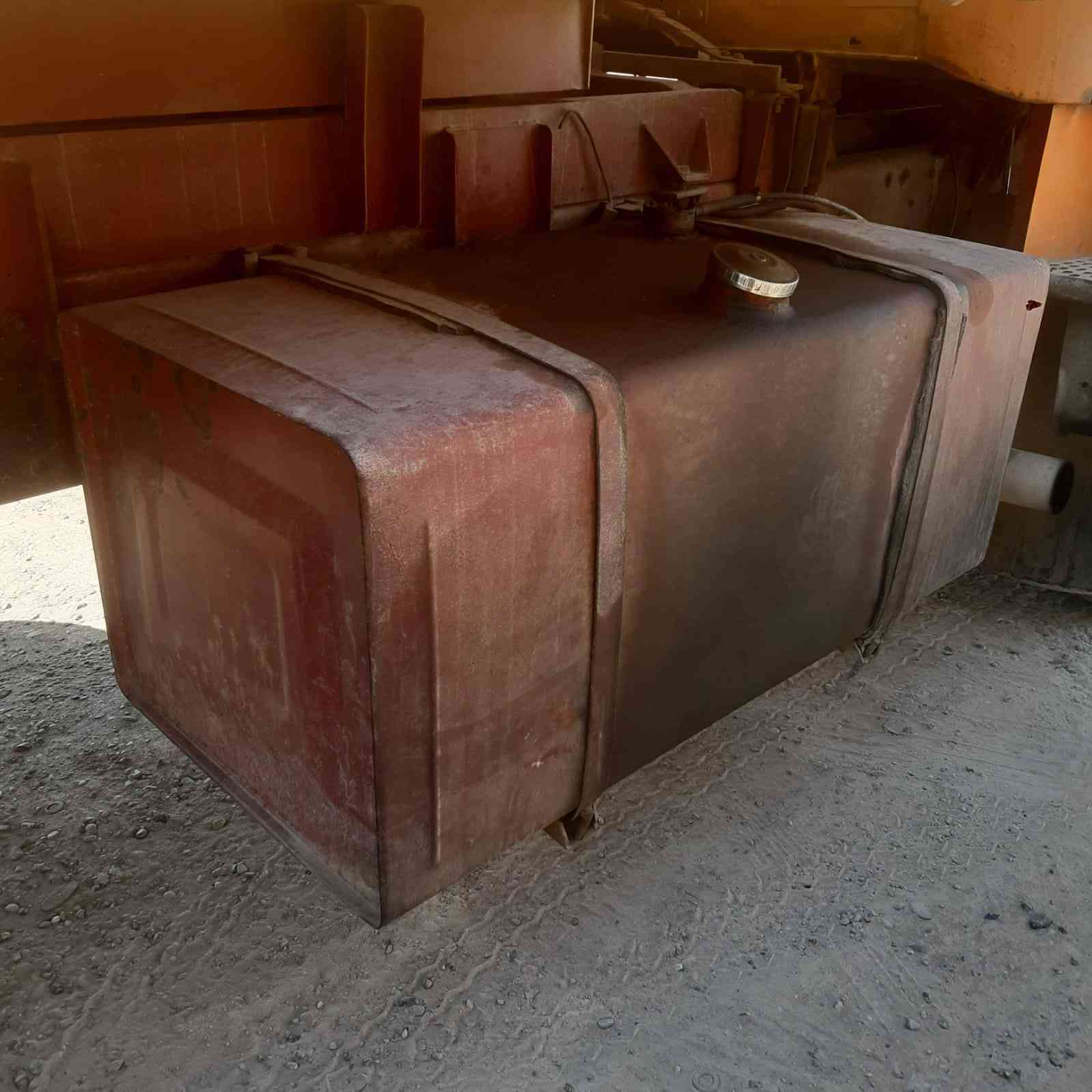 السلام وعليكم 
للببع تانكي كاز ٤٠٠لتر. 
الاتصال ***********
