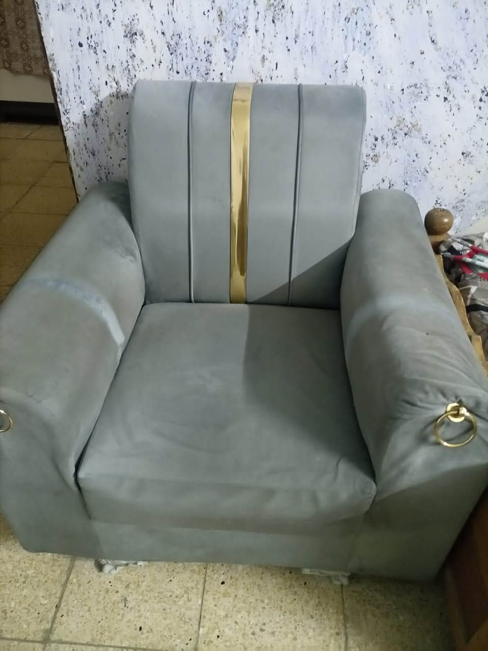 حبايب هذا تخم نضيف وحلو سعره 150 وبي مجال عنوان سيديه بغداد ويحتوي على 10 مقاعد


**إذا كنت صاحب هذا الإعلان وتريد حذفه لأي سبب، رجاءا أرسل رسالة إلى الدعم الفني**