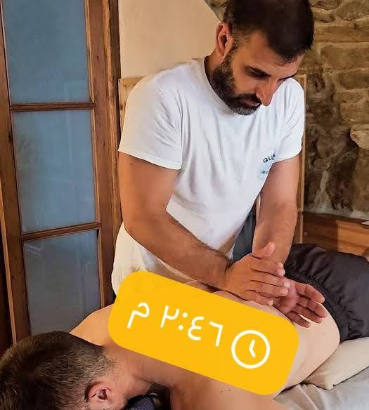 مو بس شغل وتعب لازم تخصصلك وقت لراحة جسمك متوفر خدمه منزليه. معالج رياضي+تدليك كامل للجسم للحجز مراسلة الصفحه
واتساب ***********
واتساب ***********
