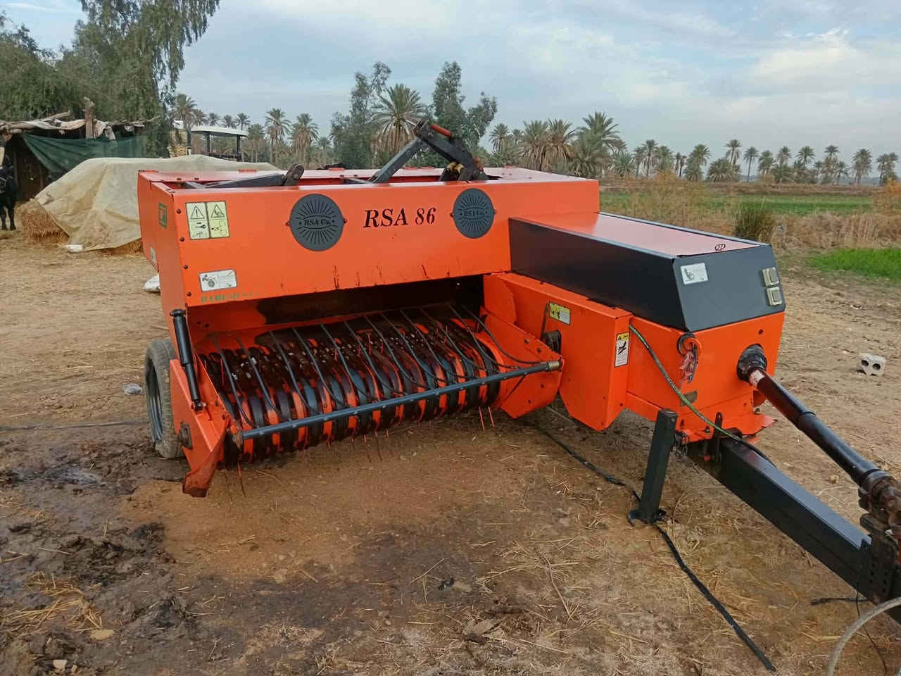 سلام عليكم للبيع كابسه ايرانيه مديل 23كفاله عامه مشتغله موسم واحد الكابسه جديده كلش مال جناي اتصل مكلف بالنشر ***********المكان ديوانيه
