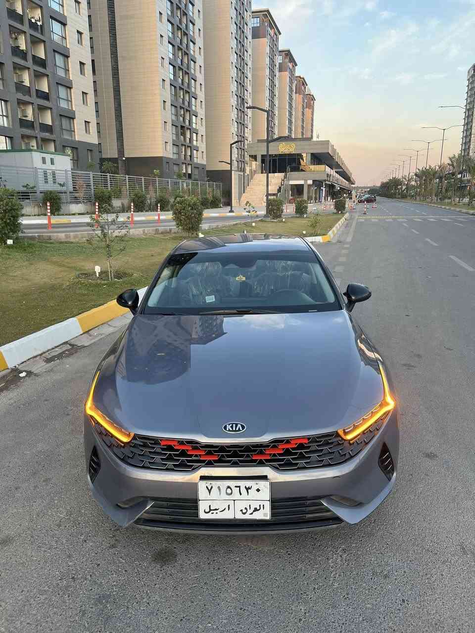 السلام عليكم
للبيع او المراوس KIA K5 2021
1600تيربو 
(عليها برمجة على البانزين العادي)
رقم اربيل تحويل او وكالة 
شادلها عازل حراري للجام
ماشيه 74الف
لد نهاري 
اربع عدسات
بصمة +ابواب+تشغيل عن بعد
رادار امامي وجانبي
4وضعيات قياده
مواصفات LXS المعروفه
ضرر السياره فقط جاملغ الامامي الايمن بدون دواخل
وصابغين ربع البنيد ويا
وباب الصدر اثر شخط مصبوغ 
السياره جاهزه مابيها اي نقص ان شاء الله
السعر 143وبيها مجال 
مكاني بغداد حي الجهاد
رقمي ***********
