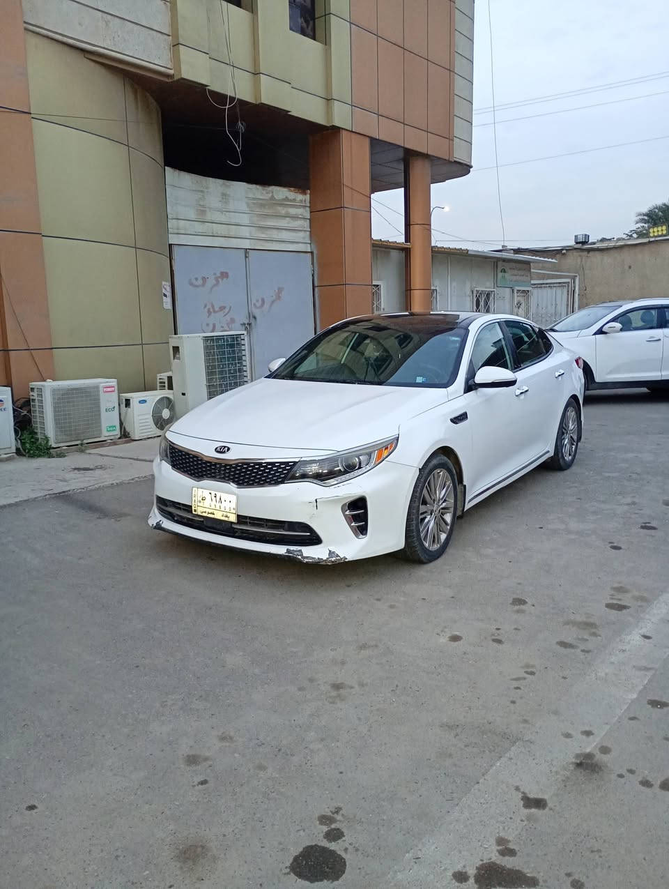 السلام عليكم شباب🤍
اوبتما SXL فوول اعلى فئه 1/1 Vip 2016
محرك2000تيربو✈️ 
بنوراما 3 حركات
4بصمات(تشغيل-ابواب-صندوق)
كشنات جلد
5كامرات محيطية
هاند بريك بصمه
مري شفط  قلاب واشاير بلمري
رادار  امامي جانبي وخلفي
تبريد قطعتين
تبريد تدفئه بلكشنات والستيرن
مود درايف 4 وظعيات قيادة
شاشة تدعم كار بلي وبيه كل الانظمة التحكم والملاحة
نظام اوتو هولد
تبريد  بيانو مناخي منفصل 
شفتات بلستيرن
تحكم كراسي كهربائي
حساس خلفي
تدفئه خلفيه بلكشنات
منظومه لايتات زنون اصلي ديناميكي + كشاف زنون بلادي + لد نهاري مرتب
مانع انزلاق
كشنات خزن ميموري
  نظام بريكات رياظي  رباعي
ستيرن رياظي حرف D
سستم صوت هارمن كاردن الماني عملاق
شاحن wifi
نظام Gbs
جنطة ذكية تفتح تلقائي عند الوقوف 3 ثواني
نظام ترحيب وانارره مخفي بليدات 
عند الاقتراب
دفيوزر خلفي رياضي
دبل كزوز
بك لايت LED
دوسات كيا ليزري
سبويلر رياضي
شاشة اعطال
منافذ Usb 6مع شاحن لاسلكي امامي خلفي
وويل وتاير رياضي 18 بلادي كروم 

+++ بعد اكو مواصفات مامذكوره لان السياره اعلى فئه بالاوبتما كل مواصفات شركه كيا موجودة بيه
السيارة حادثها فيضانات وبيها ضربه خفيفه بالجاملغ الامامي عكس السايق كما موضح بالصورة
—رقم بغداد 
مكانه بغداد الشعب
السعر $128 وبيه مجال بسيط
***********
