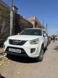 شيري تيكو 2013  استخدام نظيف جدًا صبغ قطعتين  كير محرك صدر تايرات بحال...