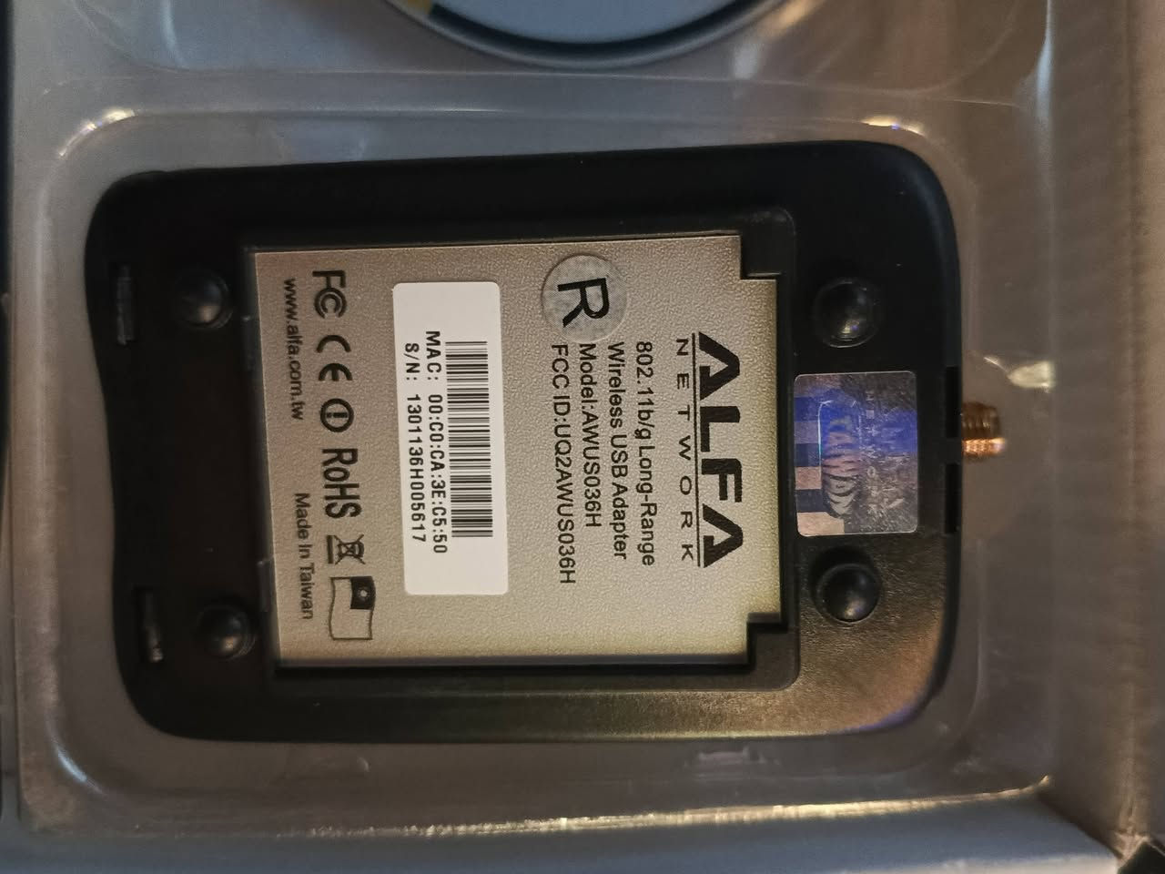 ALFA - AWUS036H  ادابتر ألفا
جديد واصلي ومفحوص ،.. يدعم وضع المراقبة وحقن الحزم 

60 الف 

توصيل متوفر


**إذا كنت صاحب هذا الإعلان وتريد حذفه لأي سبب، رجاءا أرسل رسالة إلى الدعم الفني**