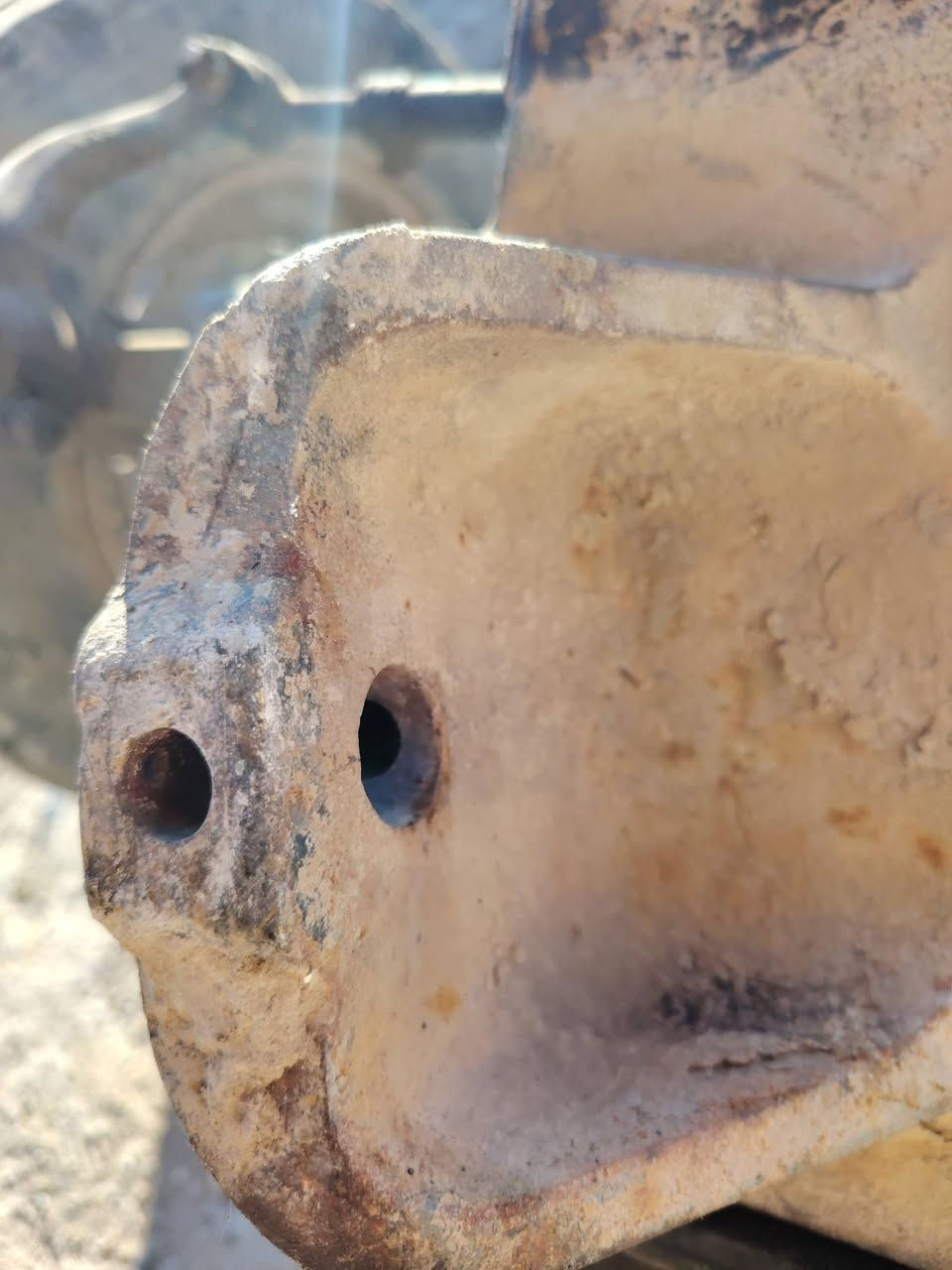 السلام عليكم فرندكسن فوركسن يراني 2012 للبيع السعر 300 الف جاهز العنوان بغداد اليوسفيه ***********و ***********
