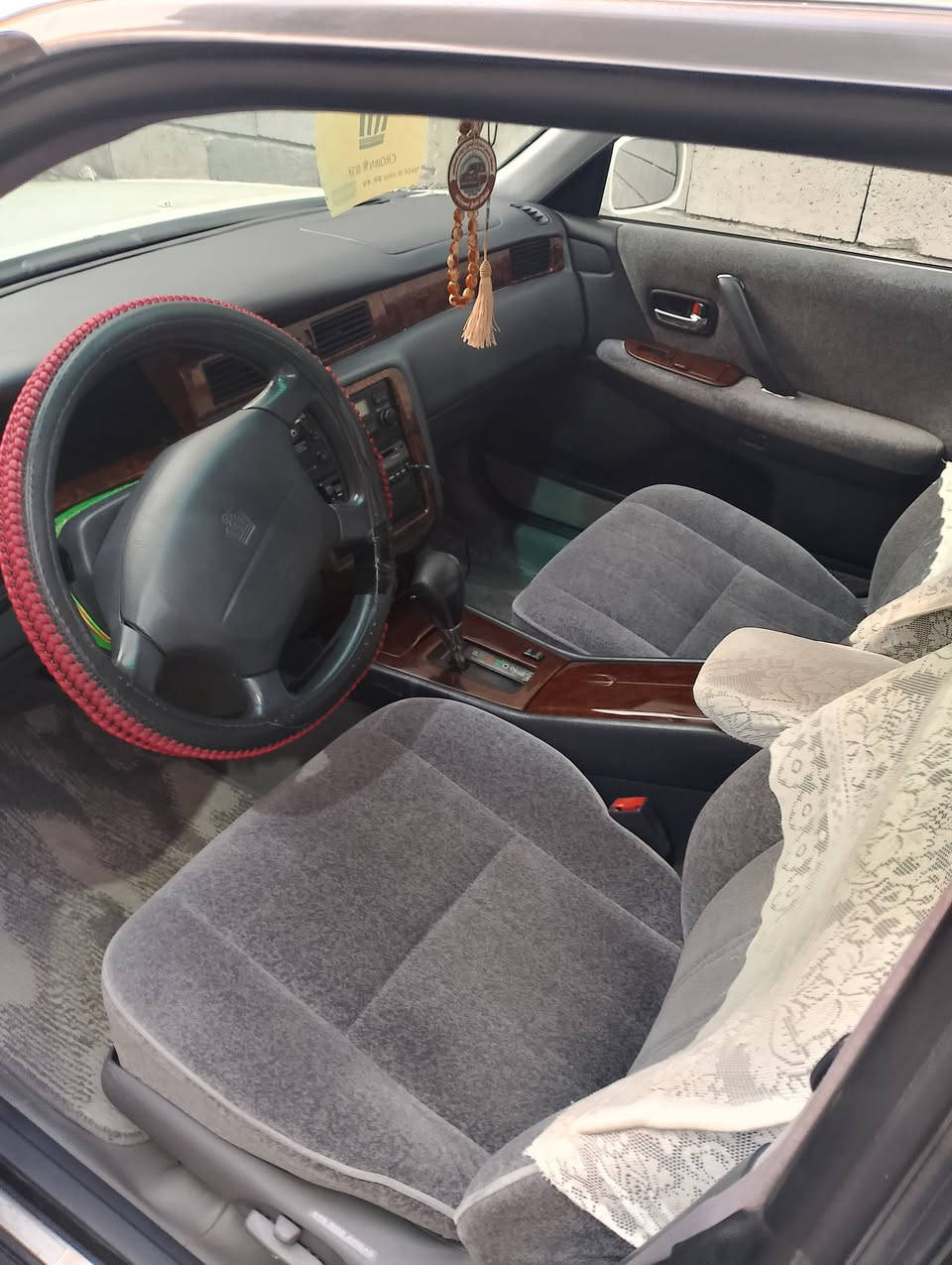 للبيع رأس ثور بالكارتون نضيف كلش كفاله سياره بسمي سنويه لل30 رقم نكليزي مكينه 3000 نضيفه بالكارتون حداديه تخم تاير سياره نضيفه كلش
***********
