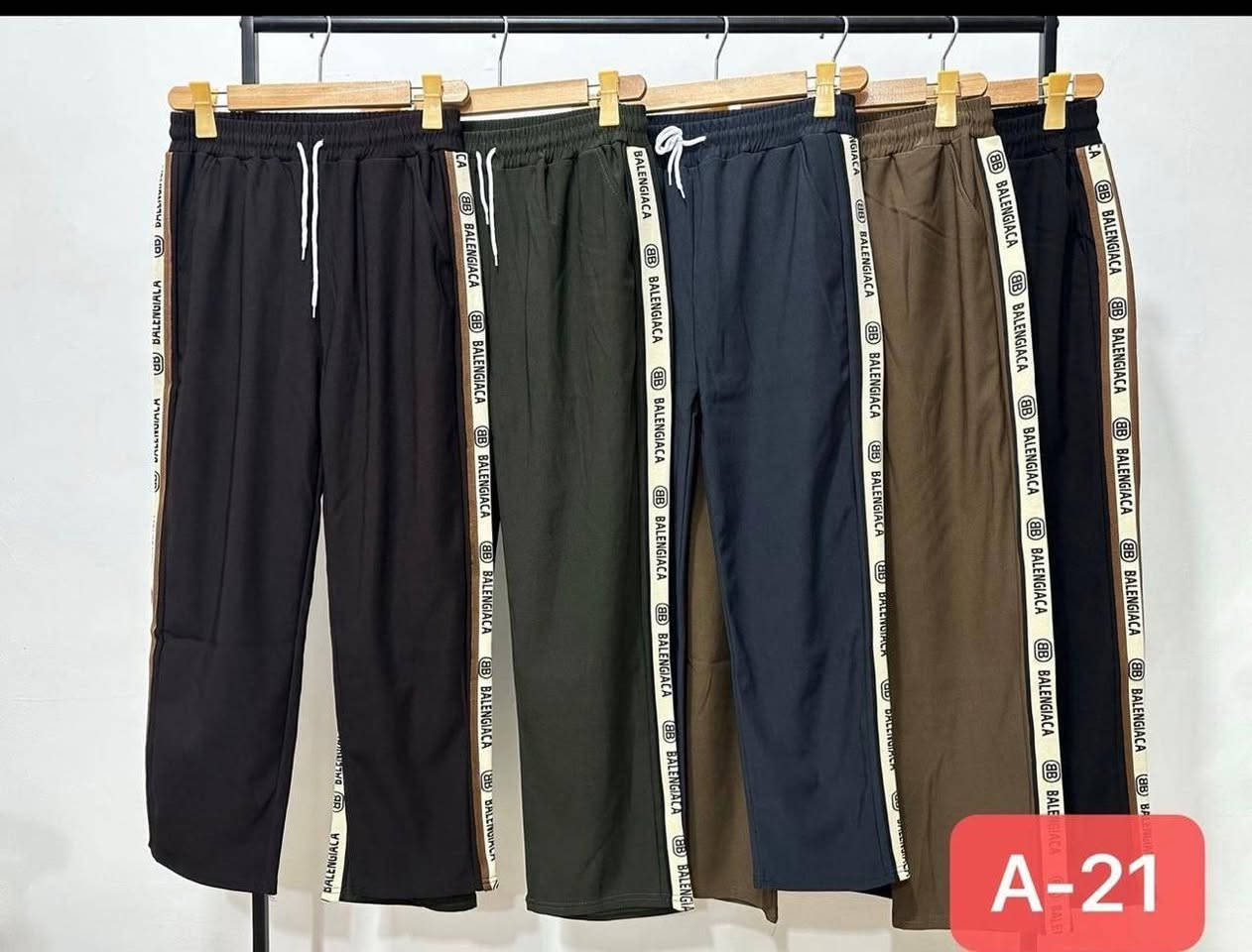 بجامة الطول 100 
قياس L/3XL
الشد 20 قطعة 5 الوان ب100 الف
القطعة ب5


**إذا كنت صاحب هذا الإعلان وتريد حذفه لأي سبب، رجاءا أرسل رسالة إلى الدعم الفني**