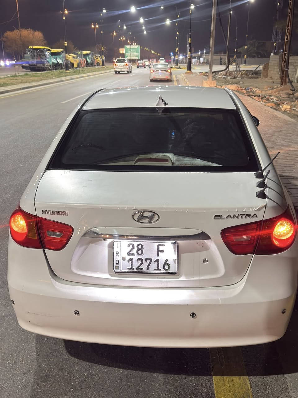 السلام عليكم سياره الانترا 2010رقم نجف دولي ابسمي سياره مكفوله عدا بارد بالجنطه 
السياره جاهزه من كلشي مكينه جديده قبل أسبوع شادها تبريد ￼ تدفئة شاشه تخم تاير جديد تعمير جديد ربع متخسر عليهه مكاني نجف سعر 115وبيهه مجال غير متواجد على فيس *********** ￼

