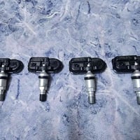 للبيع تخم حساسات راف 4 اصلي تفصيخ نظافة 90% للاستفسار 07808181165 بي و...