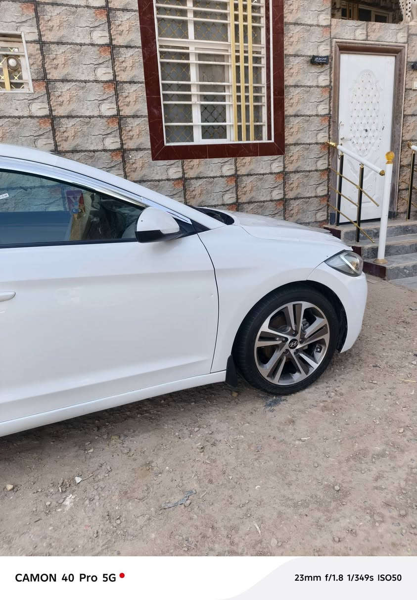 النترا للبيع  18 أمريكي محرك 2000دوش
رقم ذي قار  ماشيه 120  جاهزة 
تبريد ثلج شرط حداده فول تخم تاير
مكينه شرط لا تنقيص لا تبخير لا مفتوحه
بيها بنيد مبدل وجاملاقات أمامي صبغ جزء مو كلهن  وبيها مكانات صبغ القبق جنطه 
ودوسات بيهن صبغ سياره مال جناي حيل نازكه وجديده بيها تعمير كلش بسيط بداية برانكيت حادث أمريكا 
السعر 113وبيها مجال بسيط
مكاني الشطره تصل ***********
